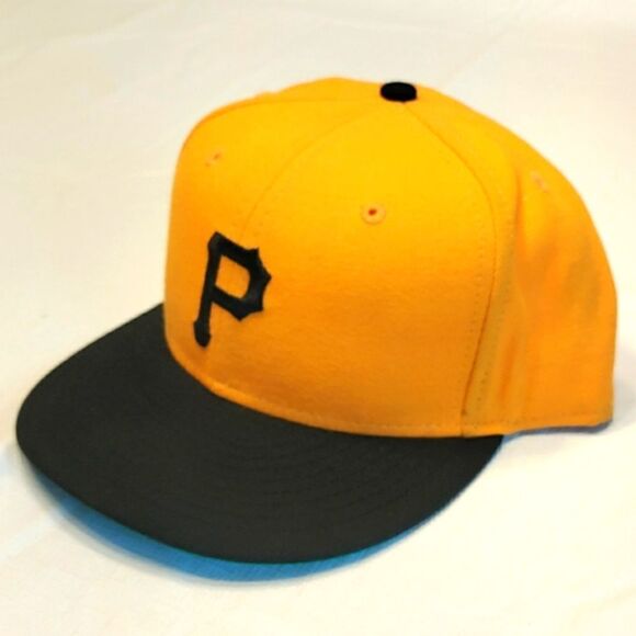 Pittsburgh Pirates Cooperstown Fitted Hat - Picture 2 of 6